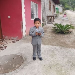 Meet your Posher, Cesar